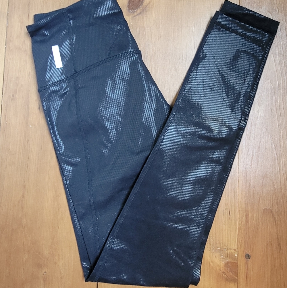 Zella shiny leggings